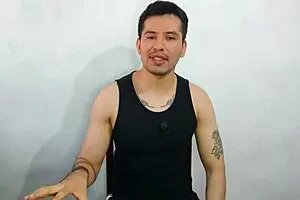 Jovencito devours huge thick cock of his best friend's uncle with intense oral craving