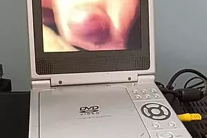 क्या तुमने मेरा एपिक जर्क ऑफ और कमशॉट VHS पॉर्न पर देखा?