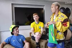 केविन एथन के साथ ब्राजीलियन बेयरबैक थ्रीसम में बीहाइंड द सीन