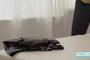 ड्रीमी ट्विंक कपल जेकब हार्ड गेप करता है