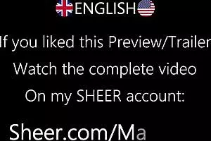 अरे, देखो मुझे, एक शरारती गोरी, जो बड़े टॉय के साथ पागल हो रही है