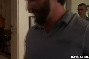 पर्सनल हॉट हनीगाइड सेक्स हॉस काडो और इयान हॉल्म्स के साथ।