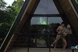 मैं और यूरी डियाज ने वुड्स में चोदने के लिए कोटेज किराए पर लिया!