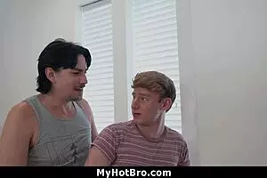 अरे मेरे 18+ स्टीपब्रो, आज रात मेरा लोड निगलना चाहता है?