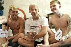 केविन एथन के साथ ब्राजीलियन बेयरबैक थ्रीसम में बीहाइंड द सीन