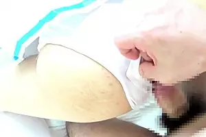 3 ट्विंक्स, उह, लेडीबॉय थाई क्लाइंट को हैप्पी एंड के लिए जोर से बैंग करता है