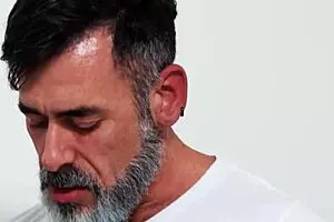 FamilyTwink - Stepdaddy ko khush rakhne ke liye raw ass fucking missionary mein karna padta hai.