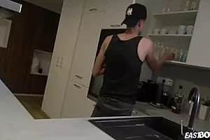 स्ट्रेट लड़का को चेक कॉलेज लड़के से एपिक हैंडजॉब मिला, बहुत अच्छा लगा