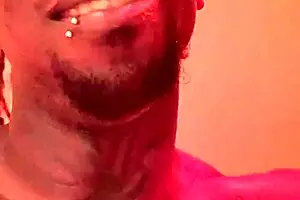 क्या देखा है 18+ बीबीसी अपना शरीर एक्सप्लोर करता?