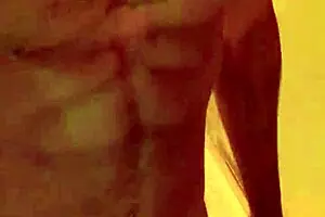 क्या देखा है 18+ बीबीसी अपना शरीर एक्सप्लोर करता?