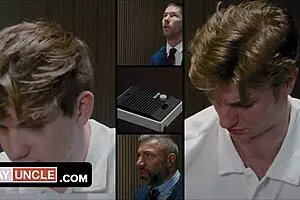 दोस्त, इस सेवरेंस पैरोडी को चेक करो फ्रीयूज ट्विंक सेक्स के साथ वर्क पर!