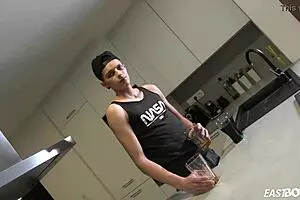 स्ट्रेट लड़का को चेक कॉलेज लड़के से एपिक हैंडजॉब मिला, बहुत अच्छा लगा