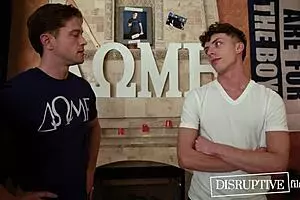 डिसरप्टिवफिल्म्स प्लेज डैडी 3 डबल डोम्ड चिकना जॉक को थप्पड़ मारे और डैप्ड